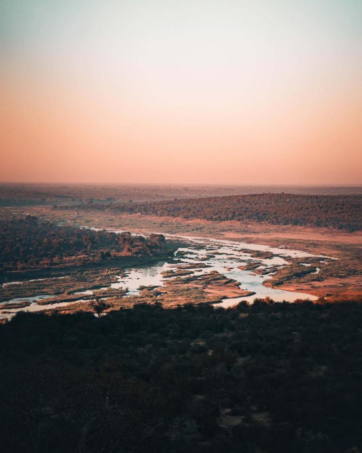 Maninghi Lodge Balule Game Reserve Esterno foto