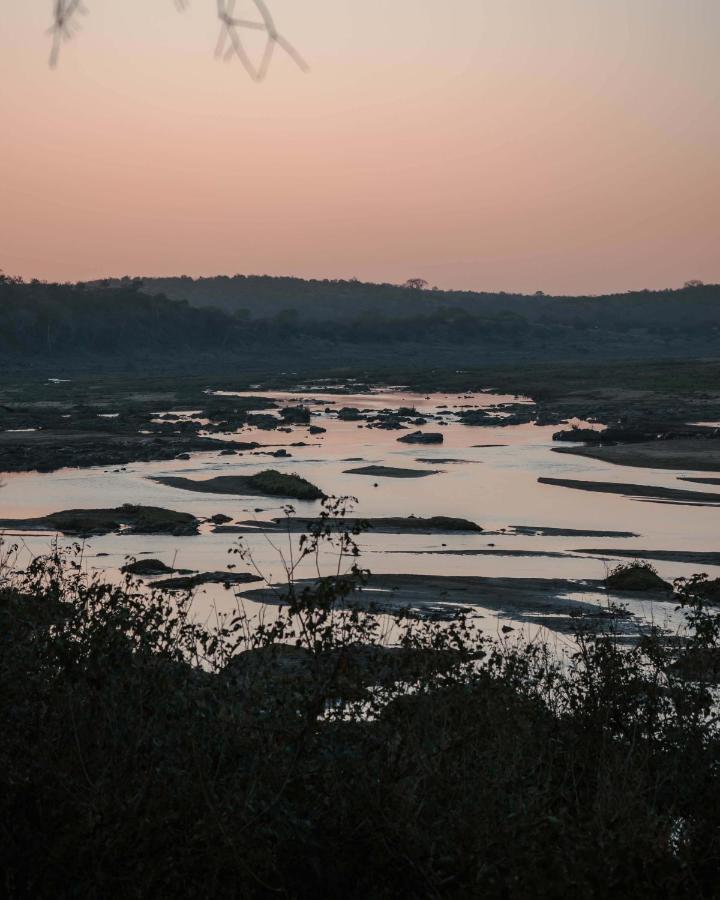 Maninghi Lodge Balule Game Reserve Esterno foto